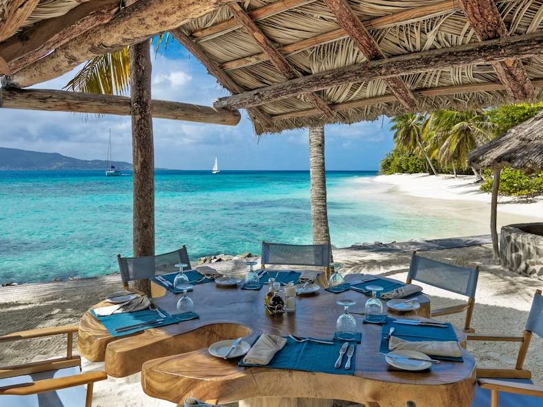 Beach Bar- Petit-st-Vincent