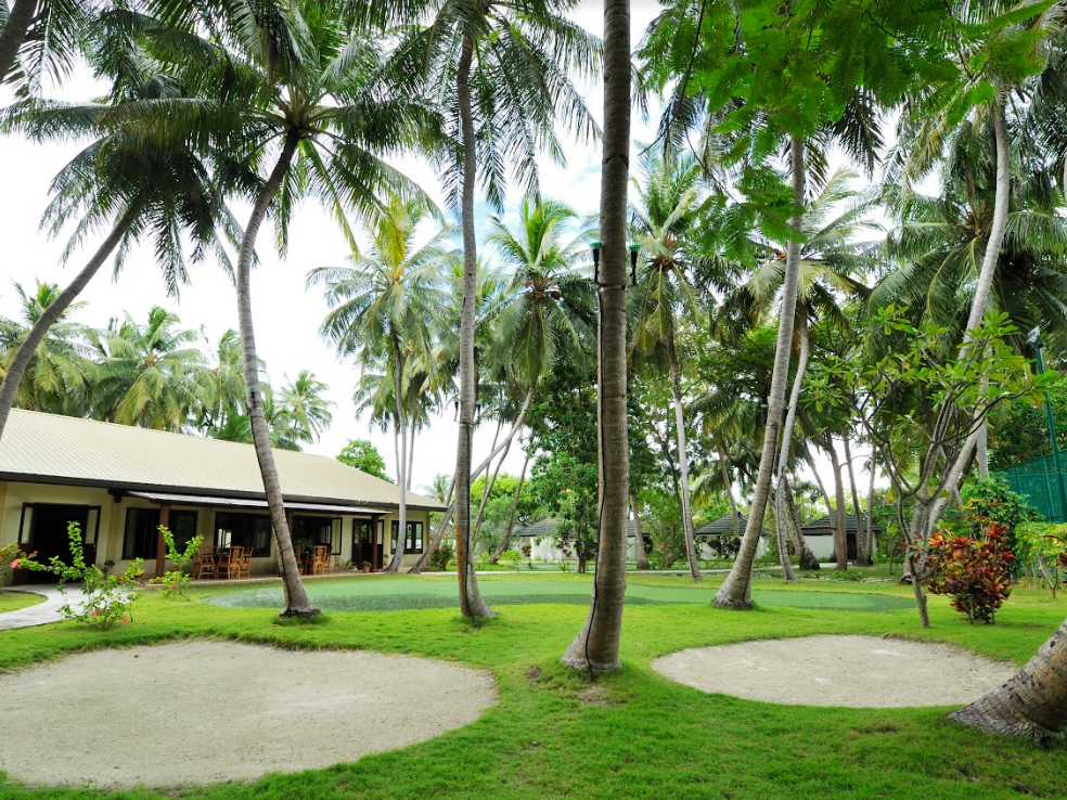 Holiday Island Resort & Spa