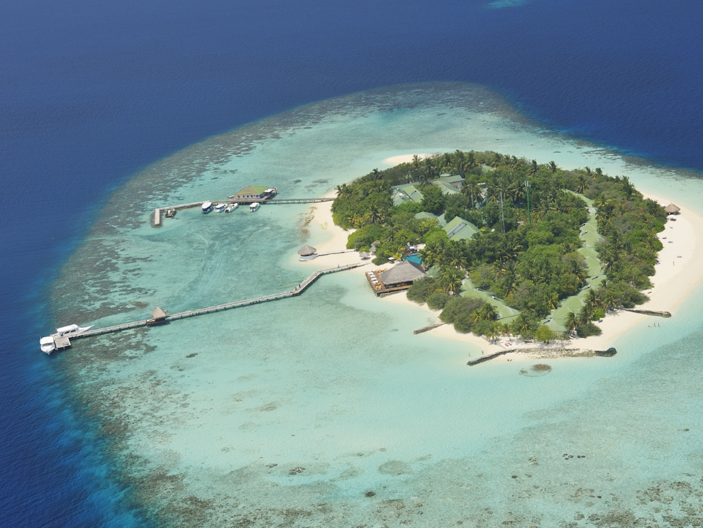 Eriyadu Island Resort