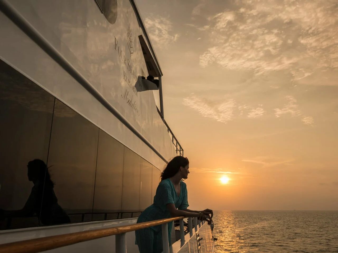 Four Seasons Explorer