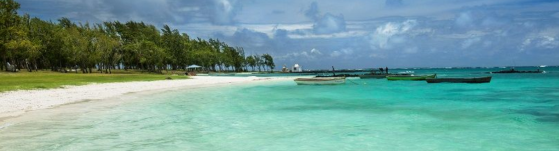 Emeraude Beach Attitude