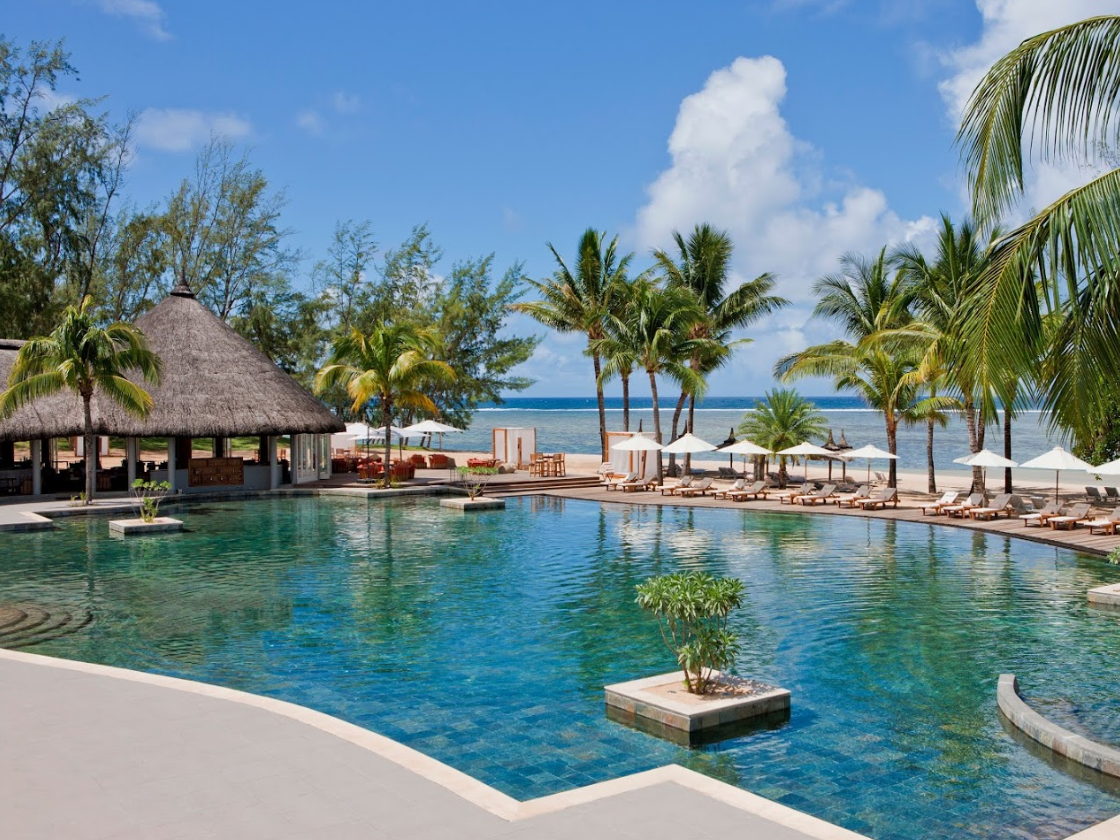 Outrigger Mauritius Beach Resort - Sea