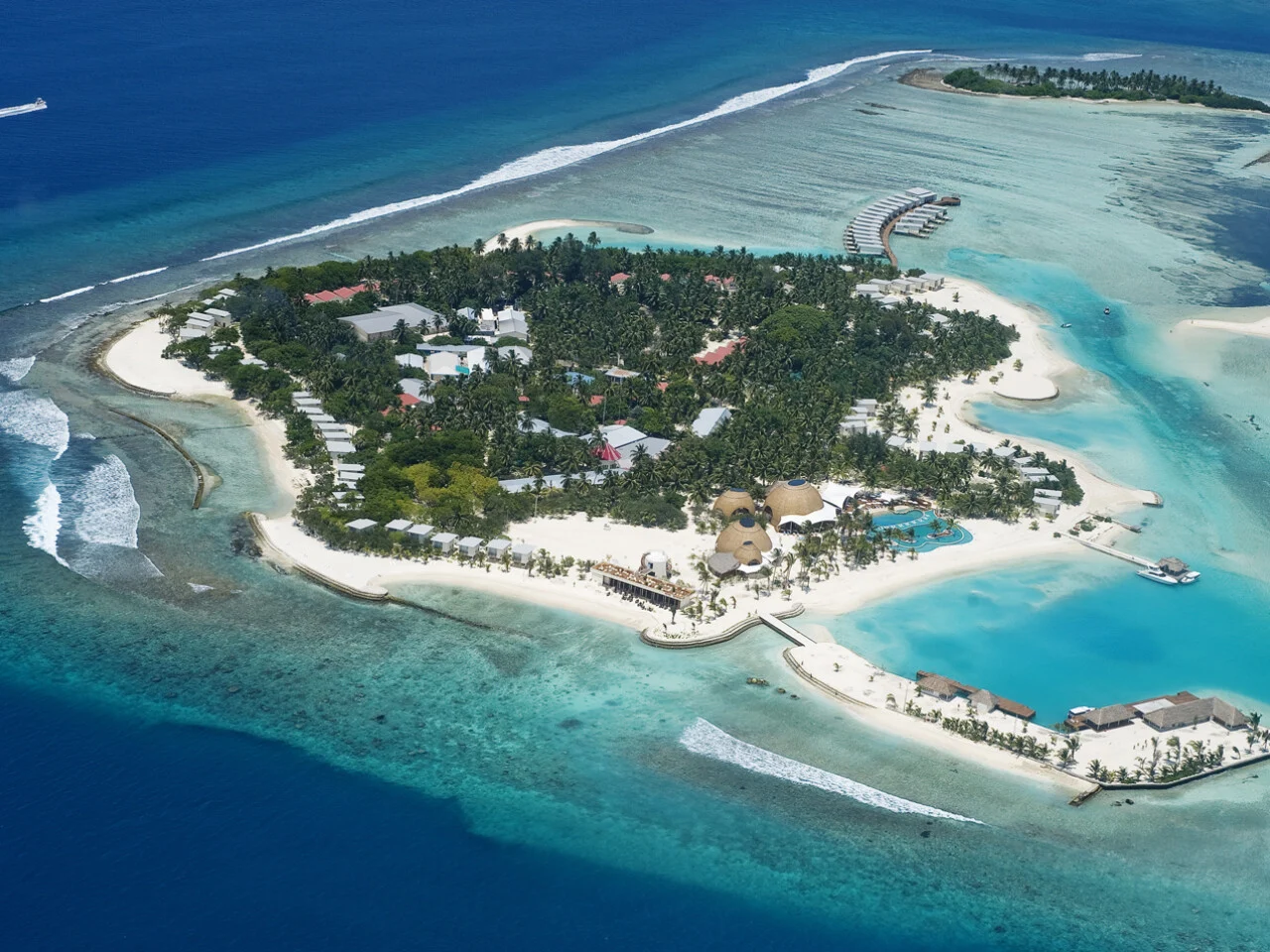 Holiday Inn Resort Kandooma Maldives - Meemu