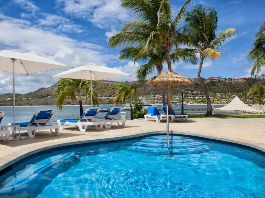 St James's Club & Villas