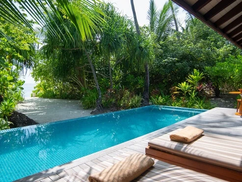 Sunset Deluxe Beach Pool Villa