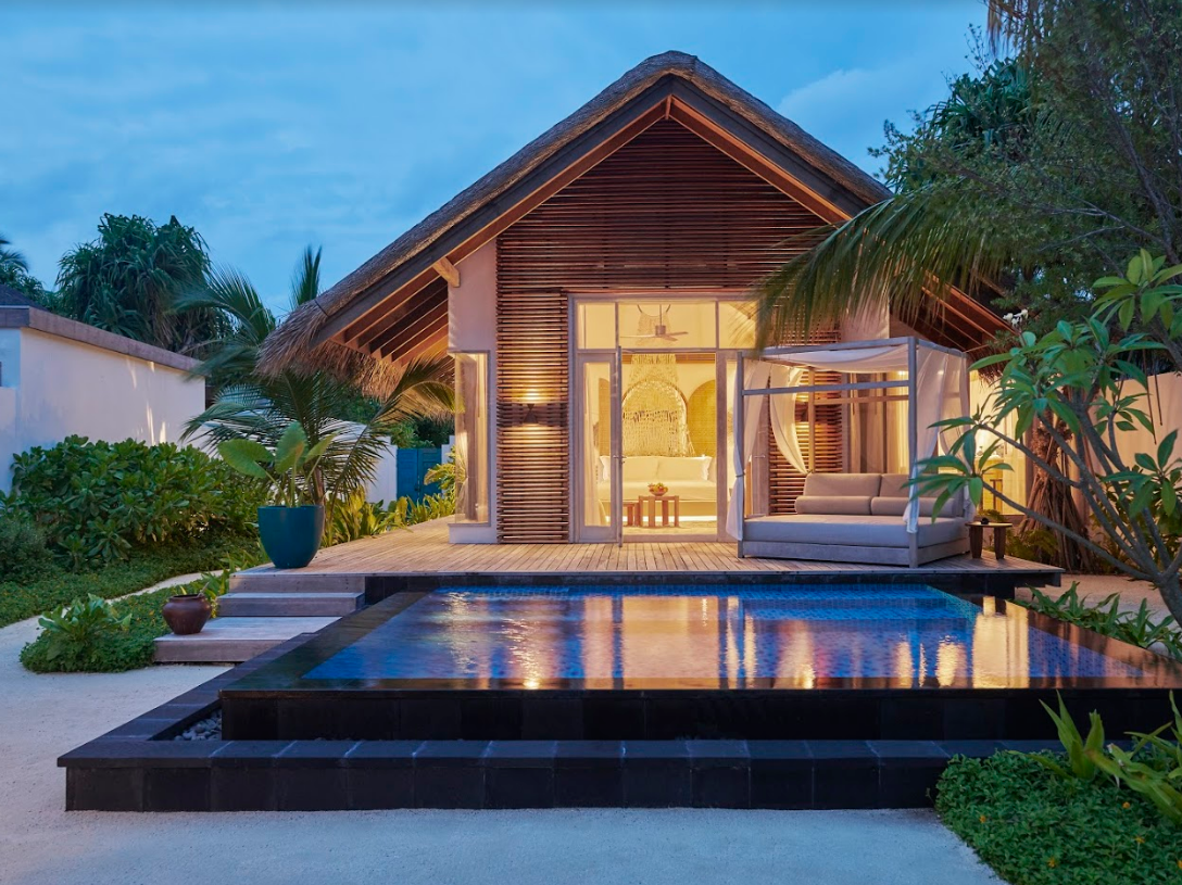 Deluxe Beach Sunset Villa With Private Pool