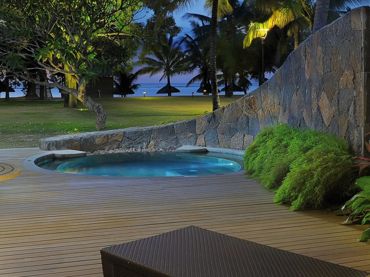 Beachfront Suite with Pool