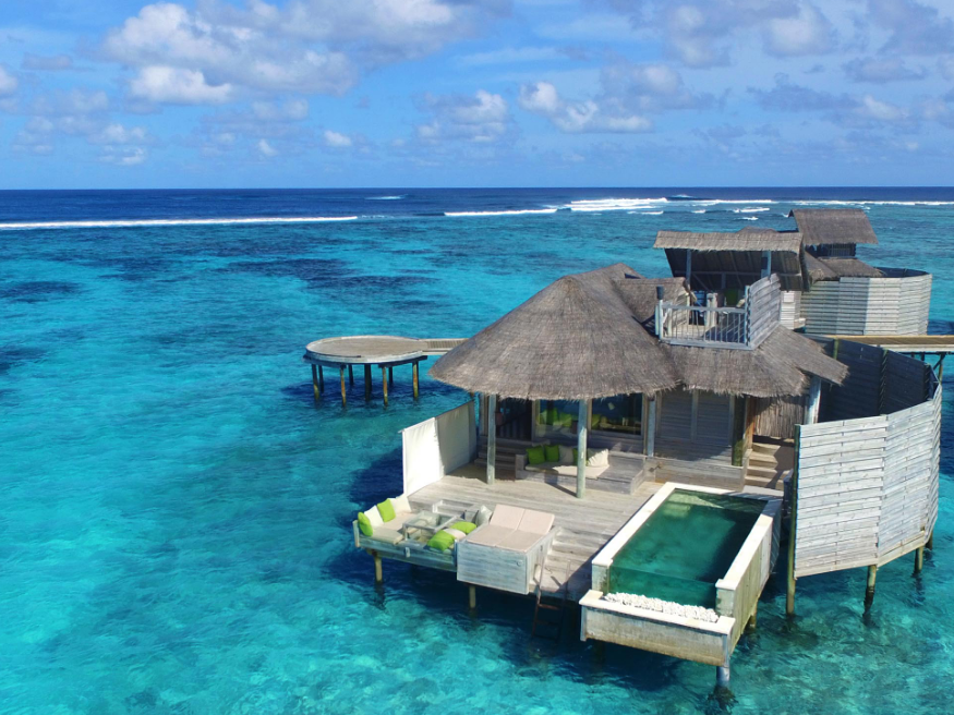 Laamu Water Villa with Pool