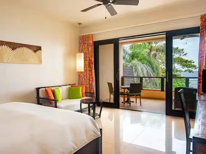 King Deluxe Room with Ocean View