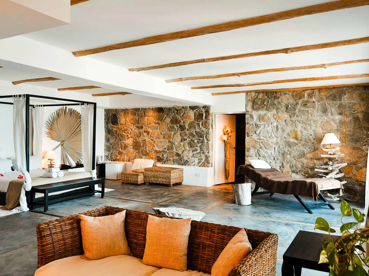 Seaside Sea View Suite