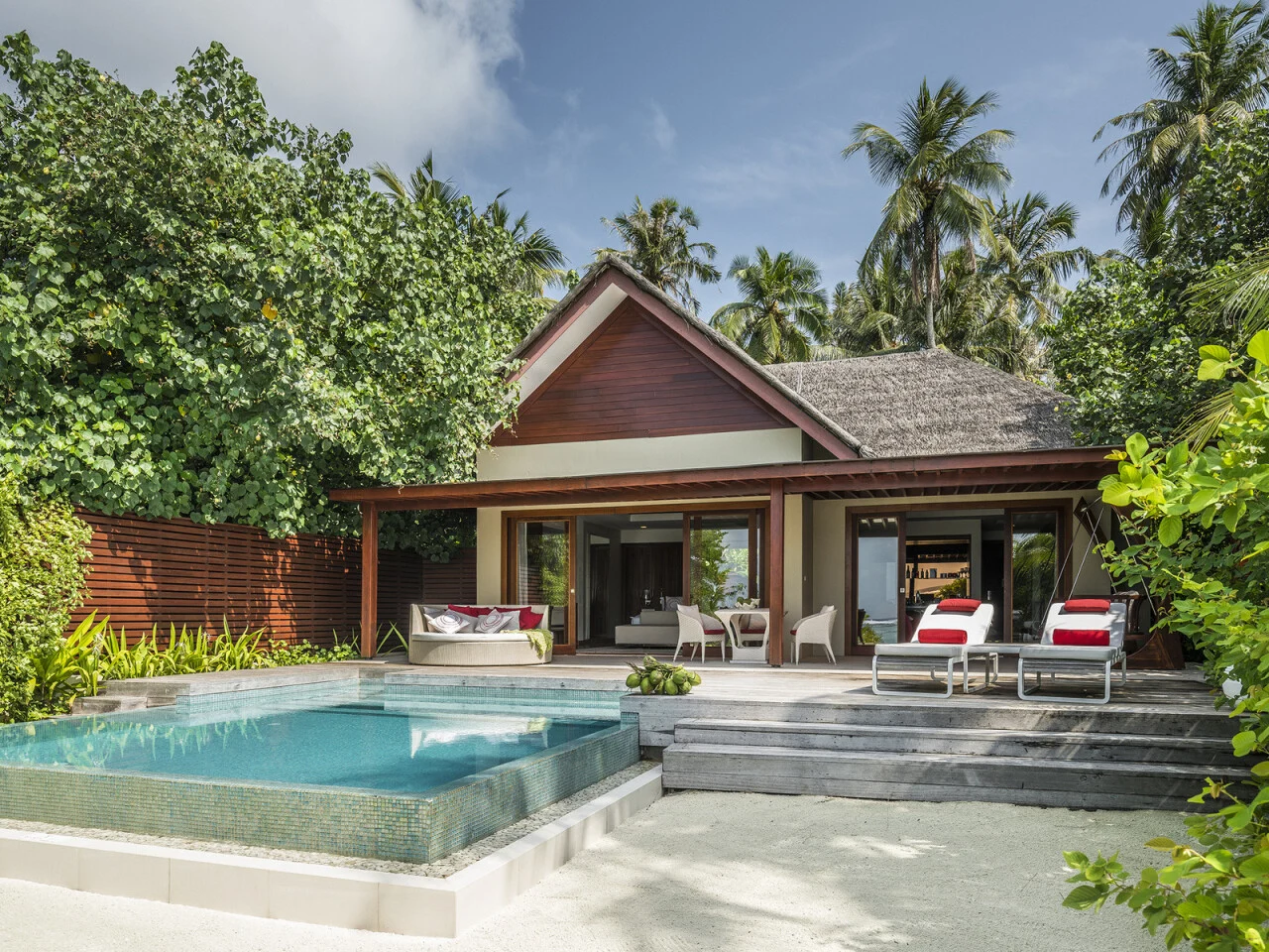 Family Beach Pool Villa