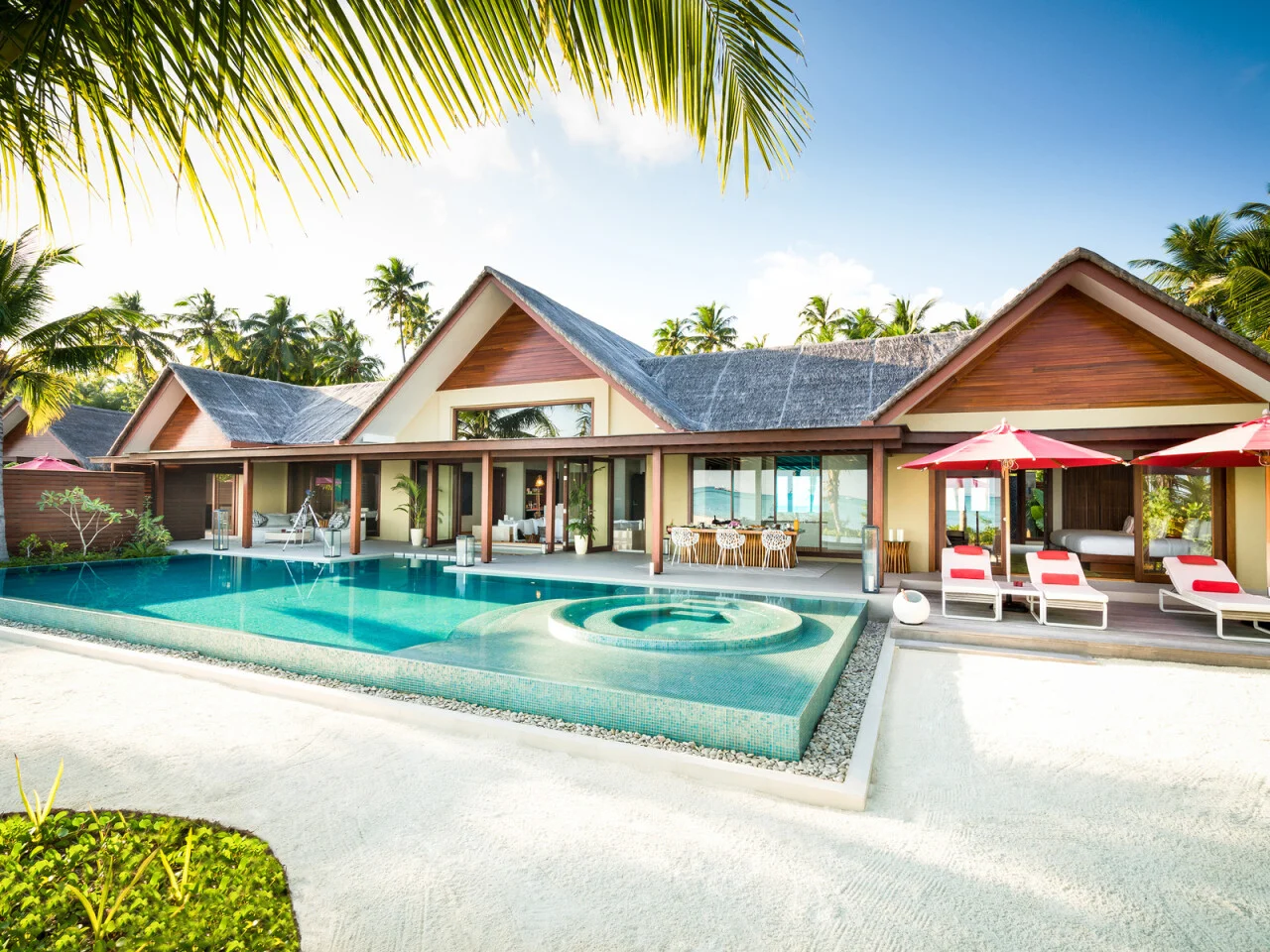 3 Bedroom Beach Pool Pavilion