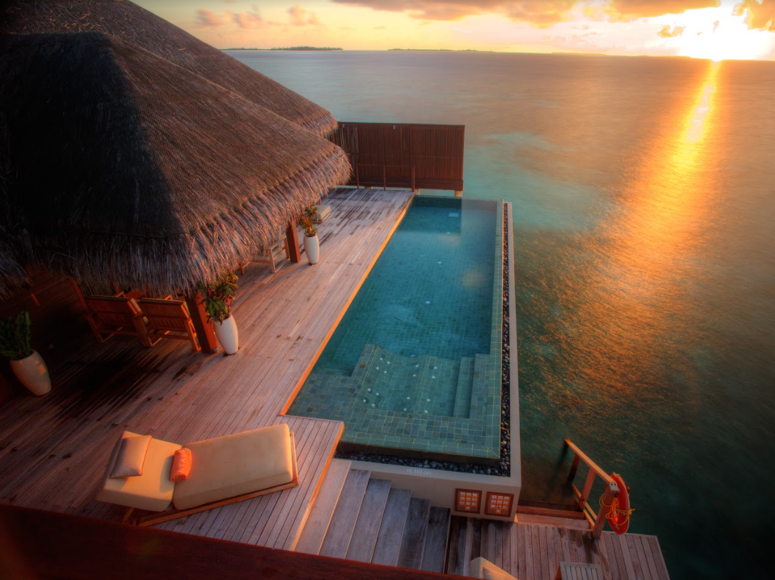 Royal Ocean Suite with Pool