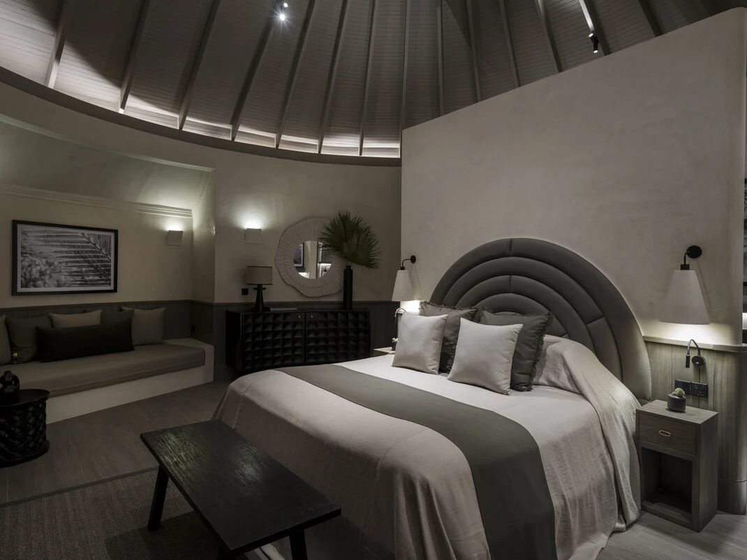 Deluxe Beach Villa With Pool