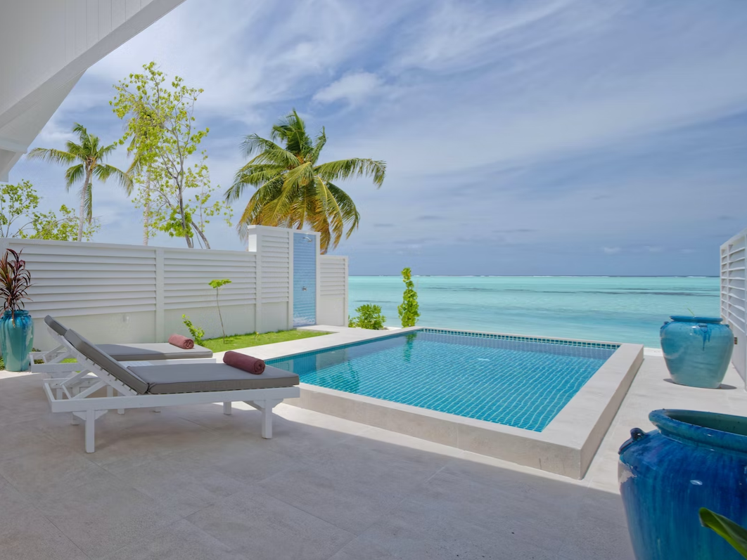 Deluxe Beach Pool Villa