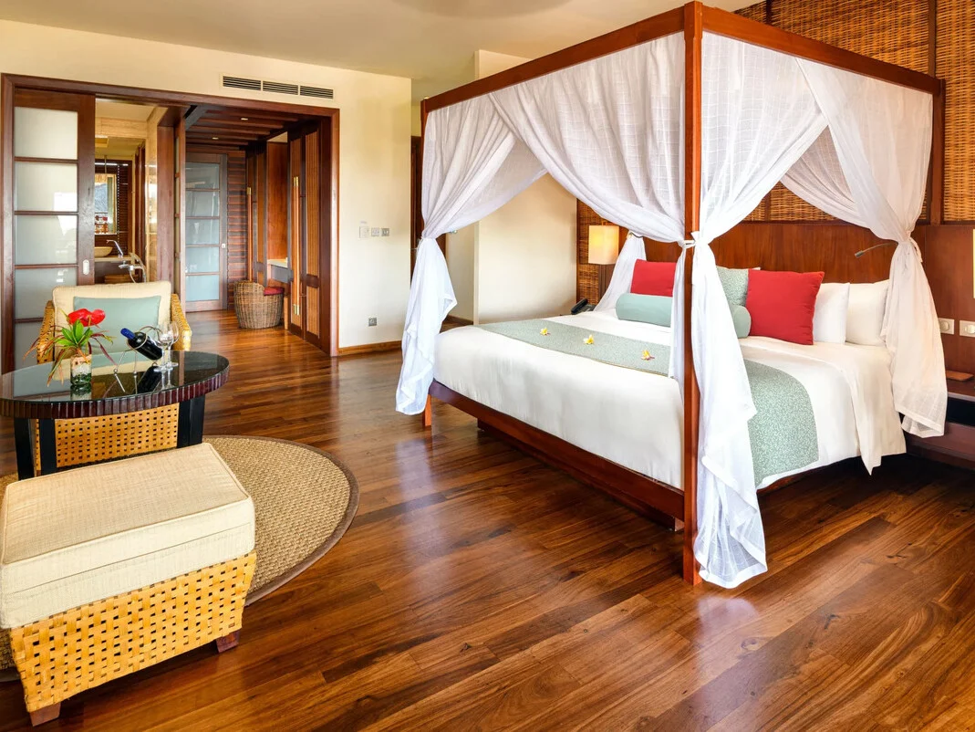 Luxury Lagoona Suite with Garden