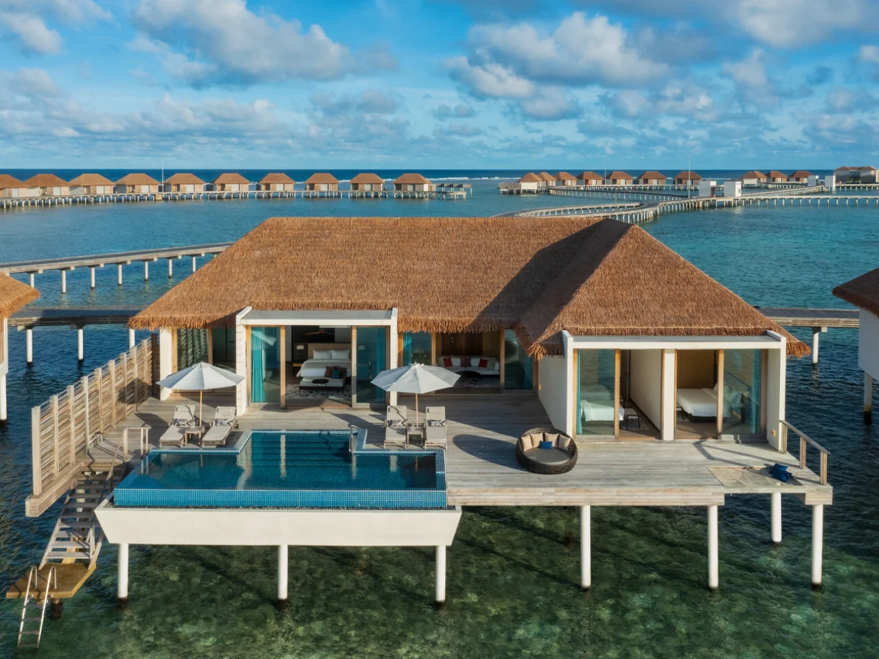 Overwater Villa - 3 Bedrooms - Pool  & Lagoon View