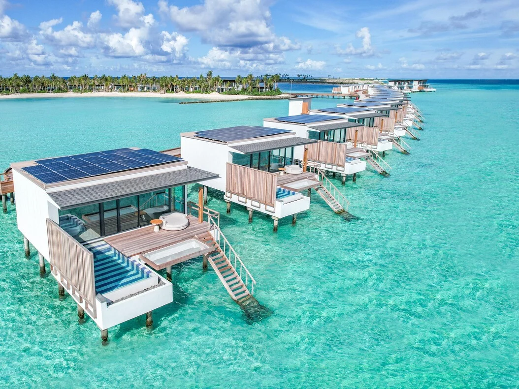 Ocean Water Pool Villa