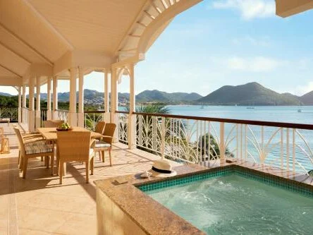 2 Bedroom Villa Suite Bay View w/ Plunge Pool