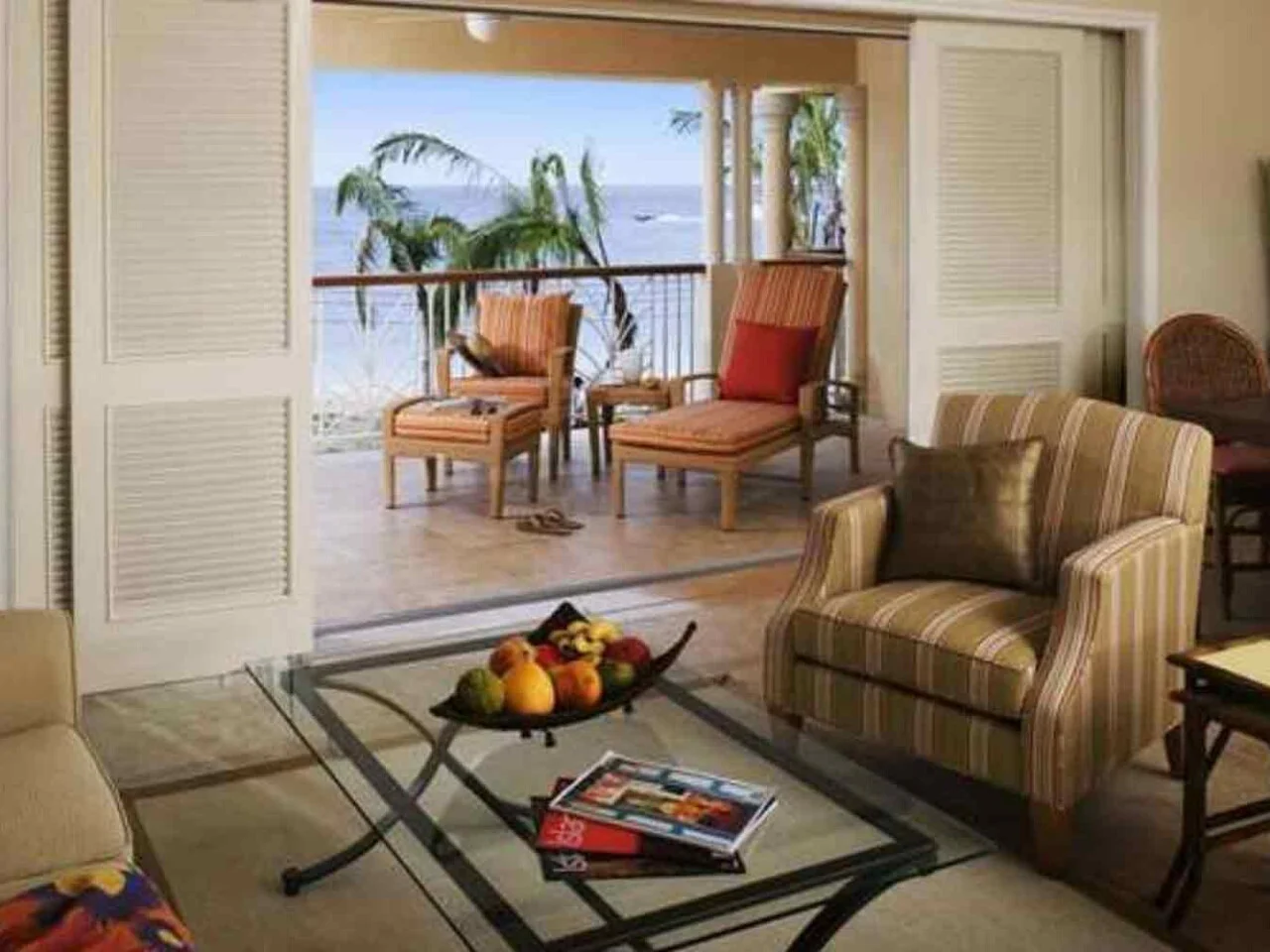 2 Bedroom Butler Beachfront Villa Suite with Plunge Pool