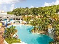 Hilltop Four Bedroom Villa with pool