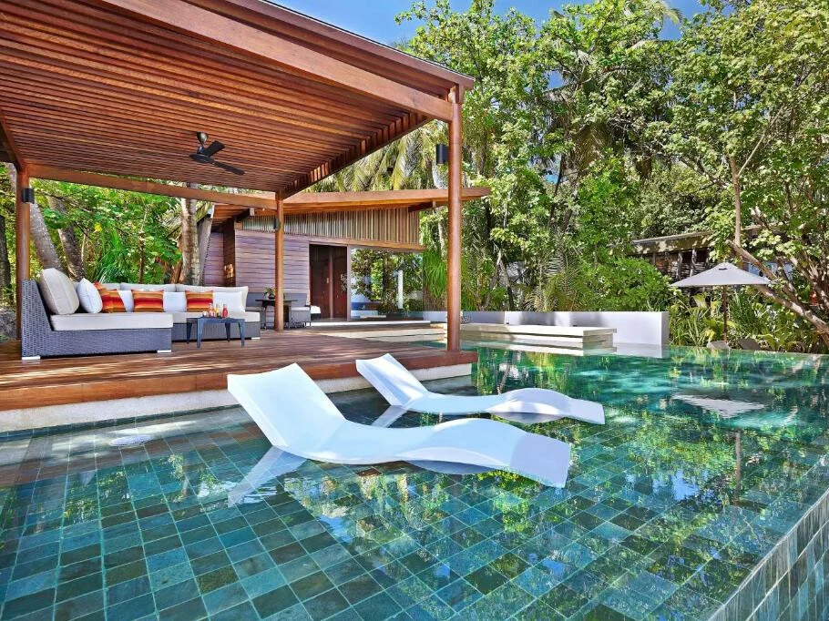 Deluxe Beach Pool Villa
