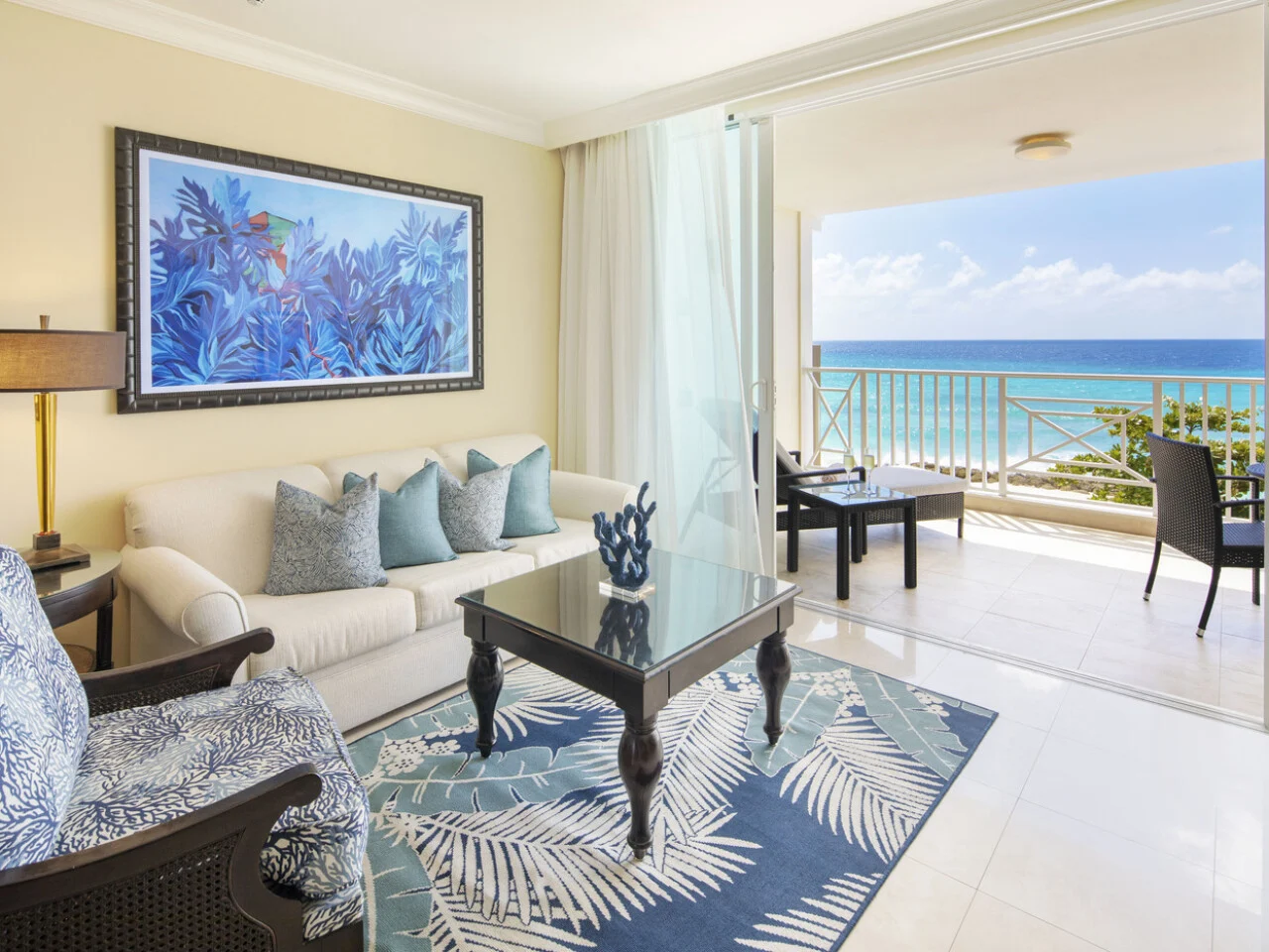 Luxury One Bedroom Oceanfront Suite