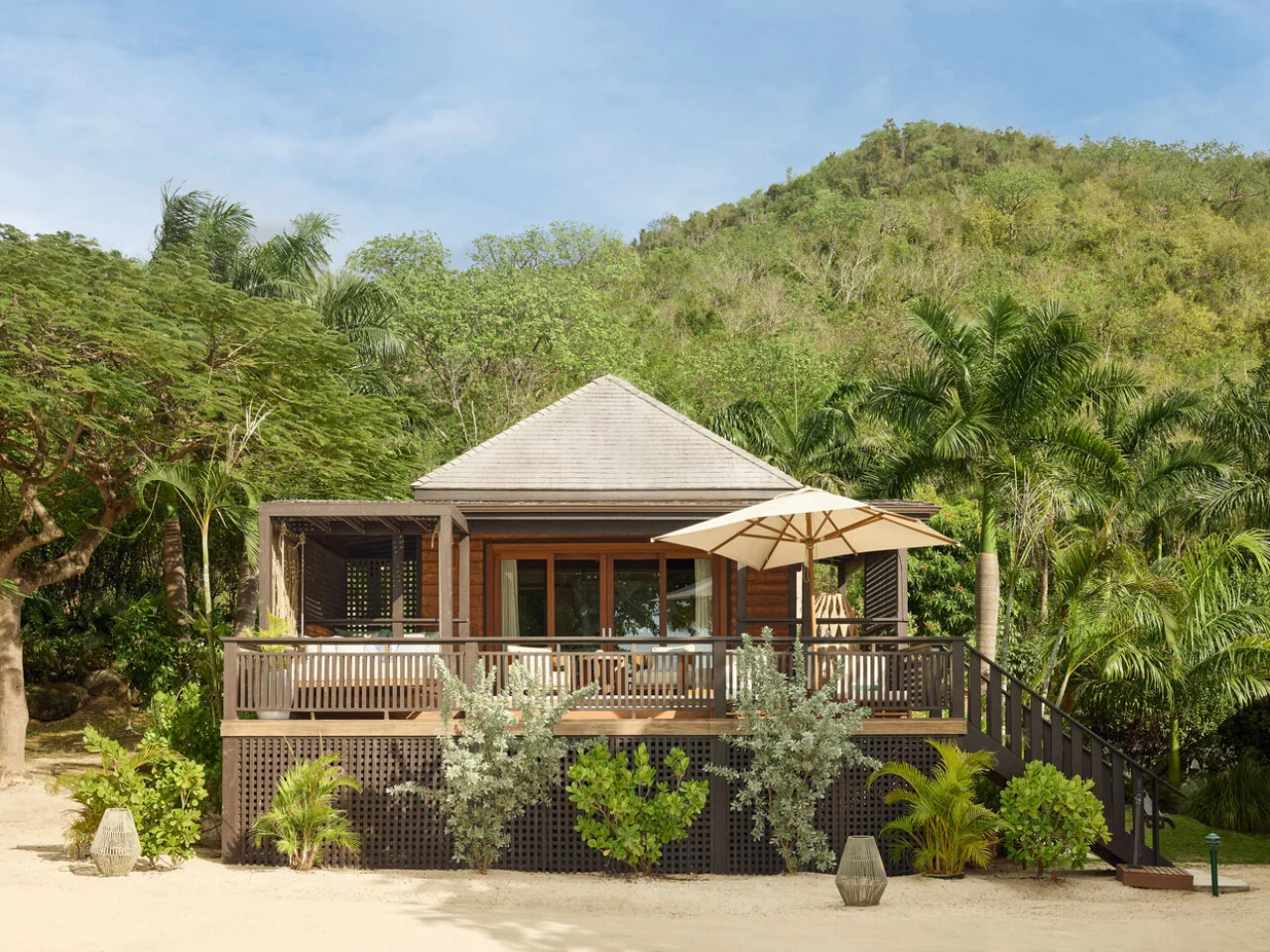 Beachfront Villa Suites