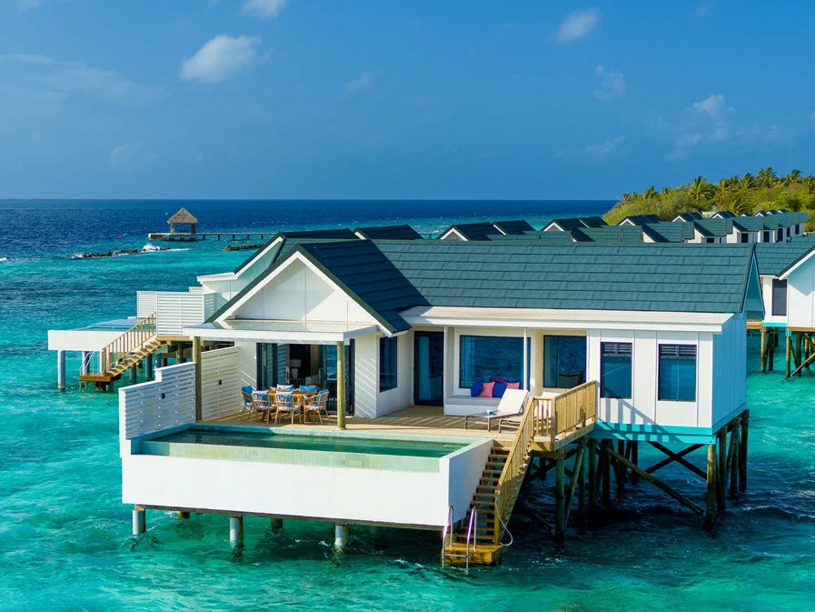 Water Suite With Pool