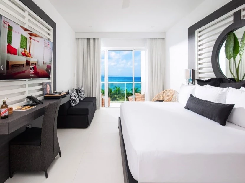 Junior Suite King Ocean View