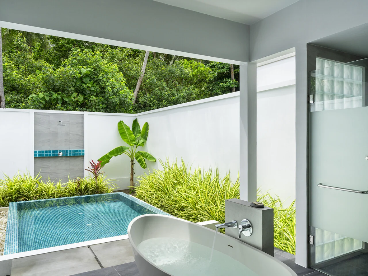 Beach Villa with Garden Pool