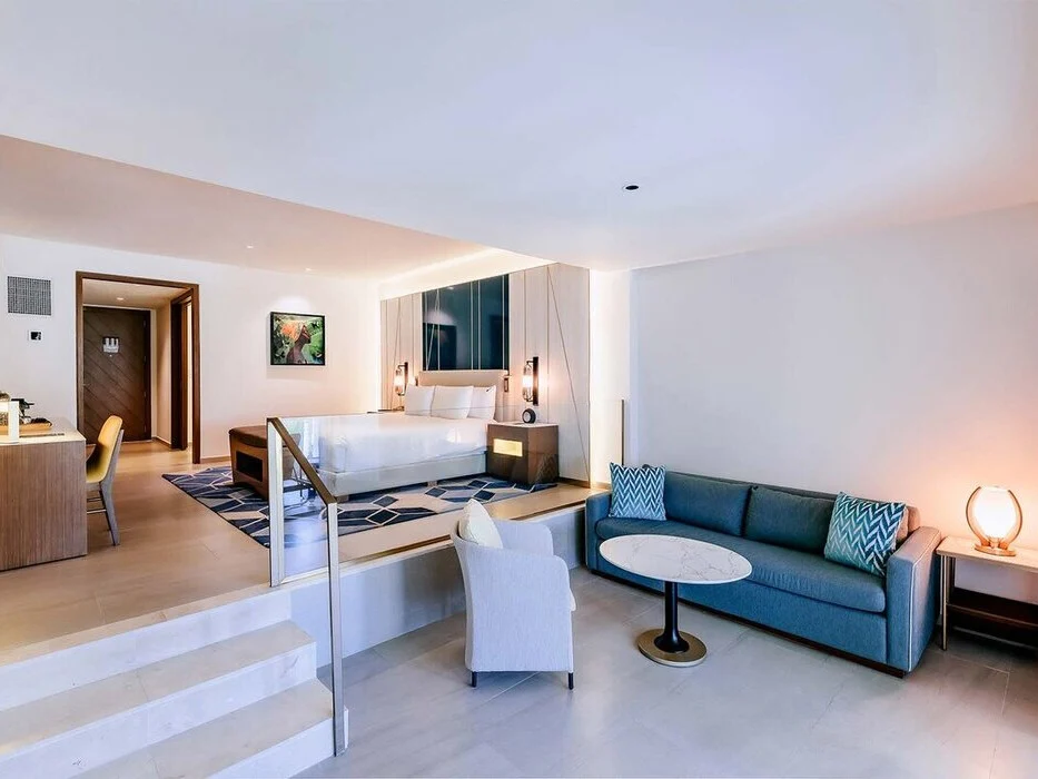 Islander Junior Suite Two King Beds & Sofa bed