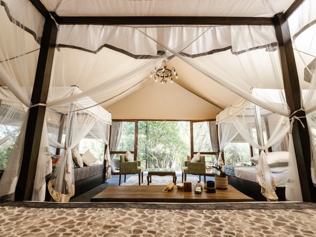 Super Luxury Tusker Tent