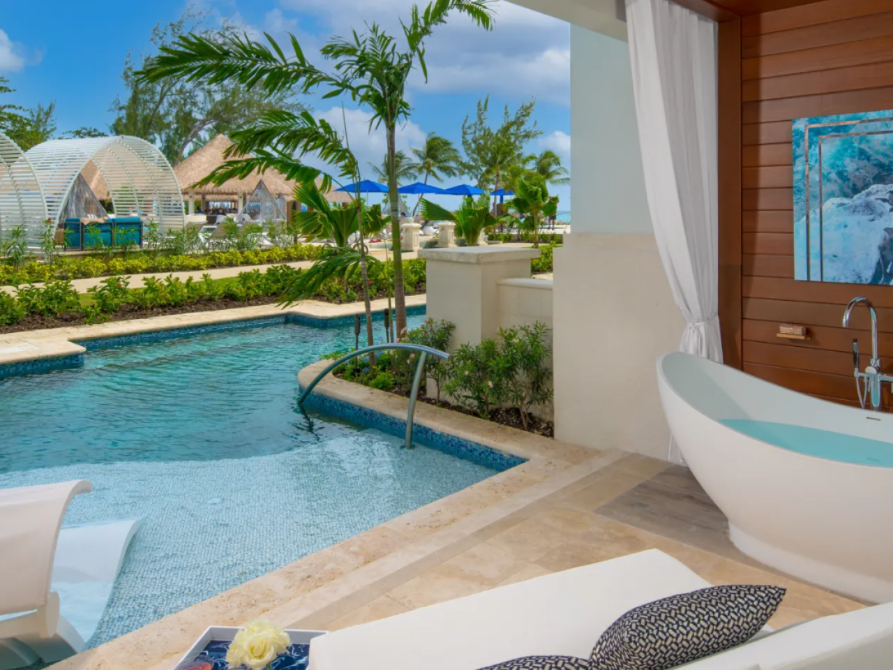 Royal Seaside Crystal Lagoon Swim-up One Bedroom Butler Suite w/ Patio Tranquility Soaking Tub