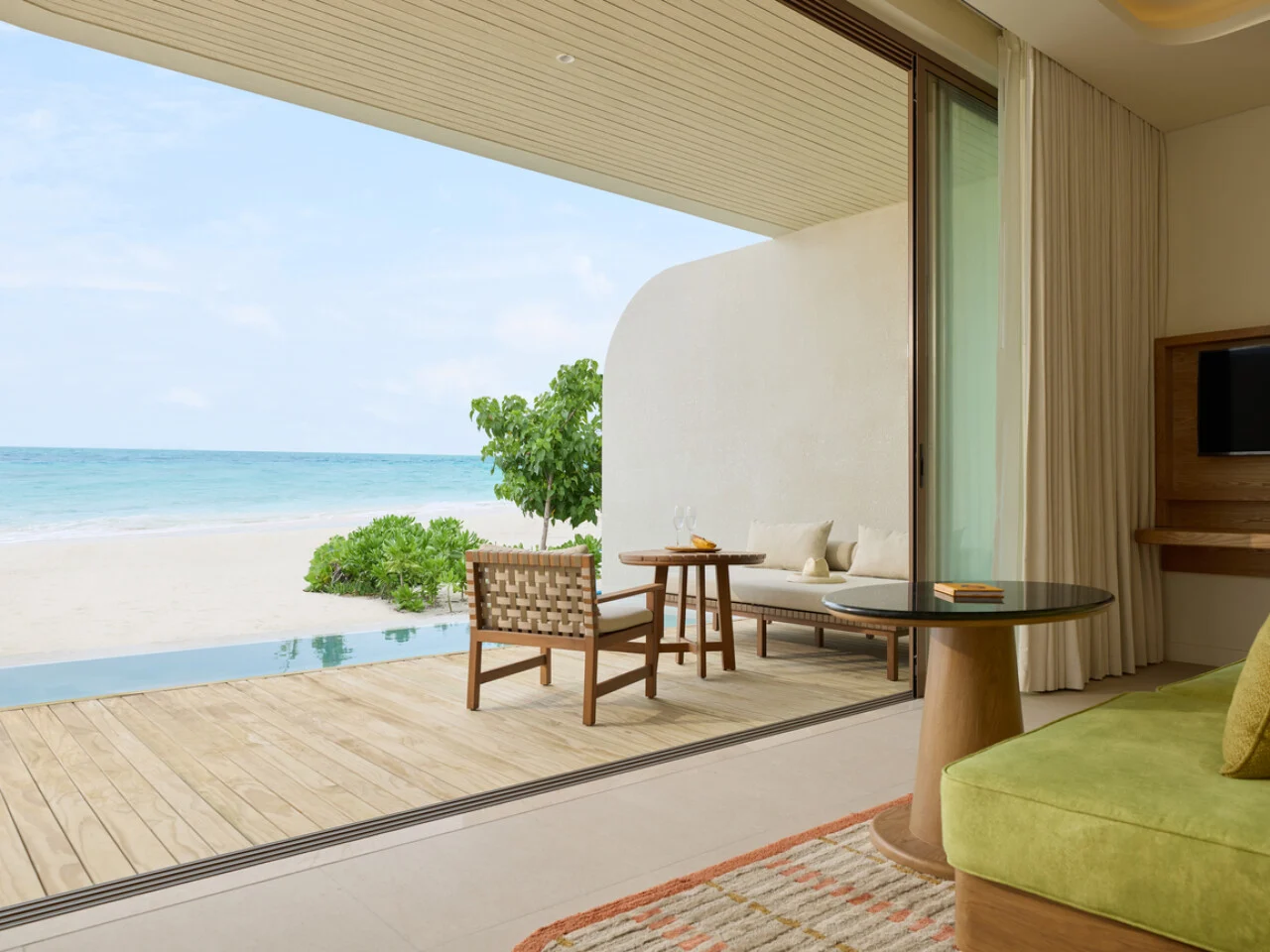 One-Bedroom Sunrise Beach Pool Villa