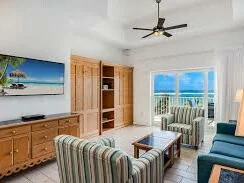 Beachfront 1 Bedroom Condo