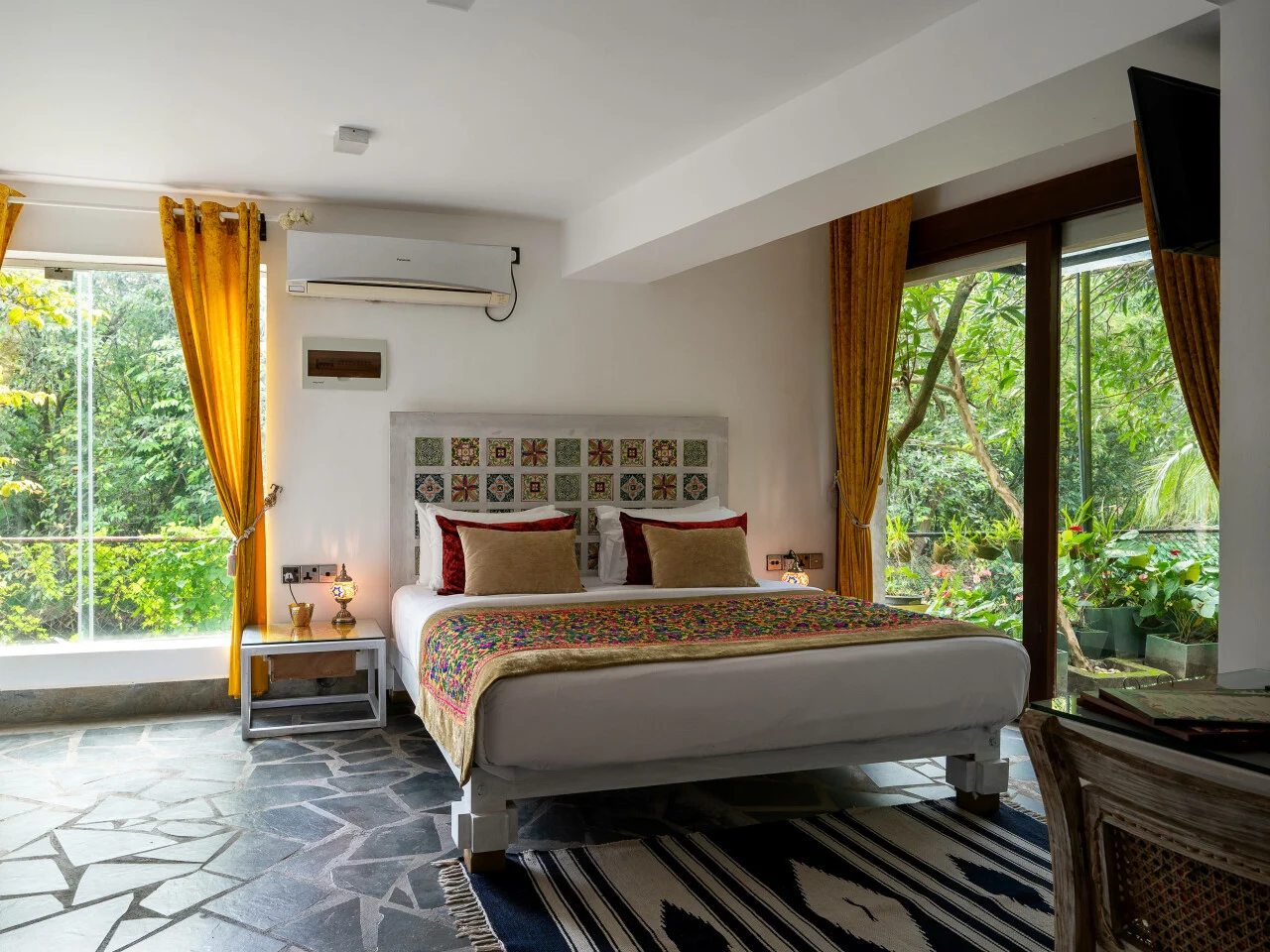 Kavya Room