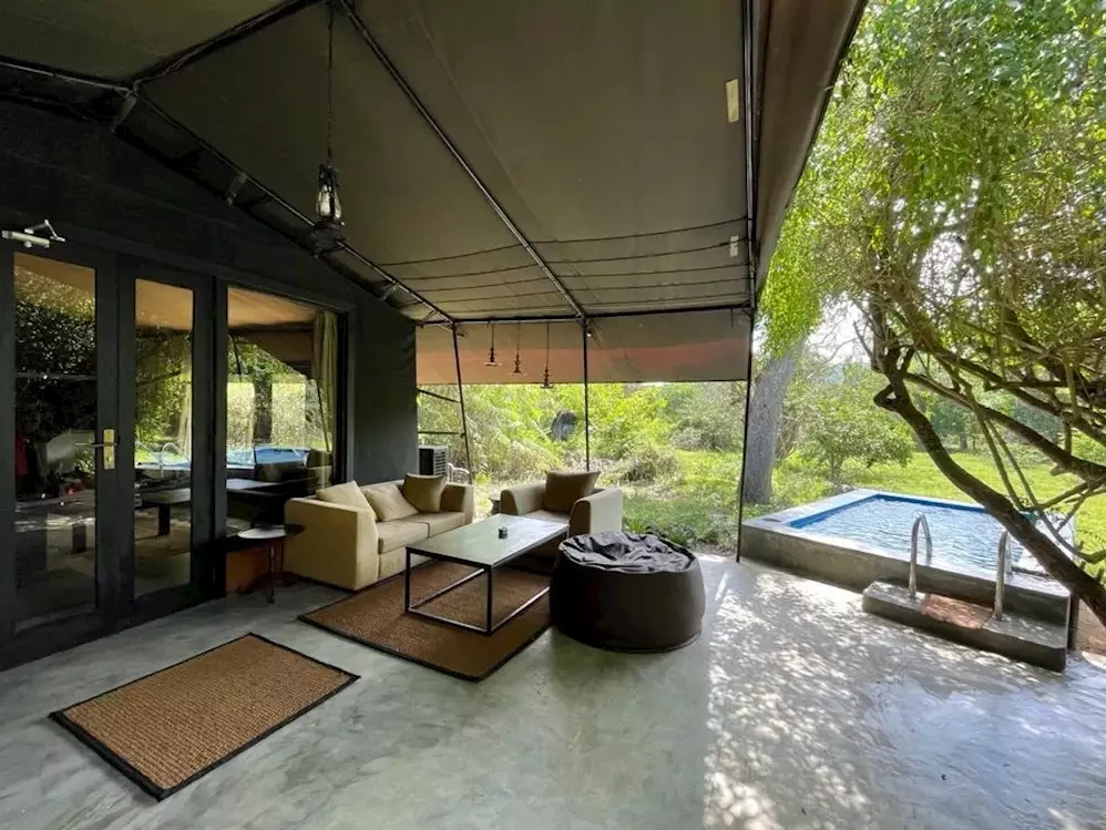 Leopard Trails Pool Suites