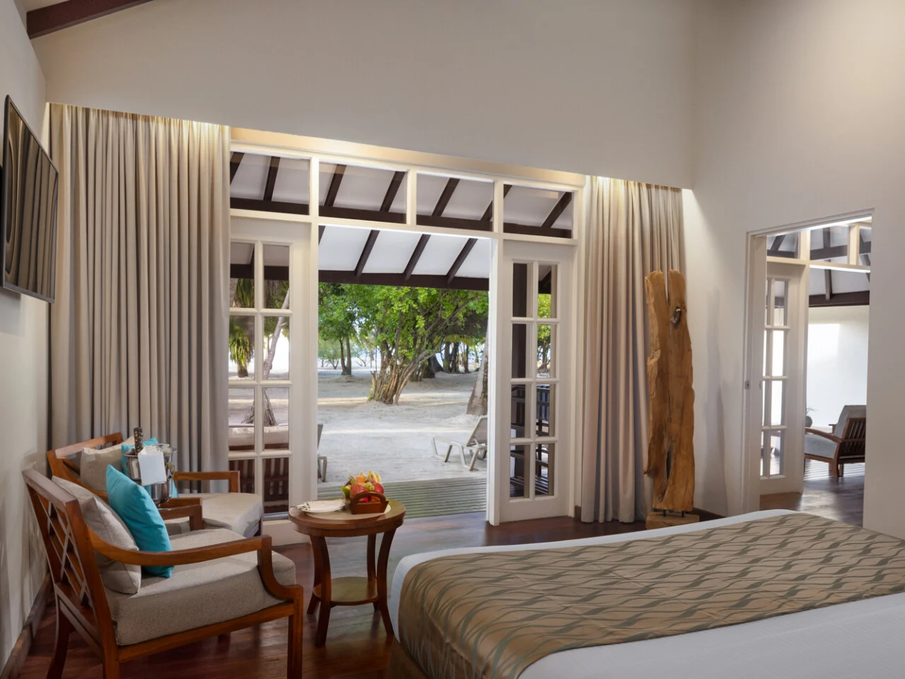 Deluxe Beach Villa