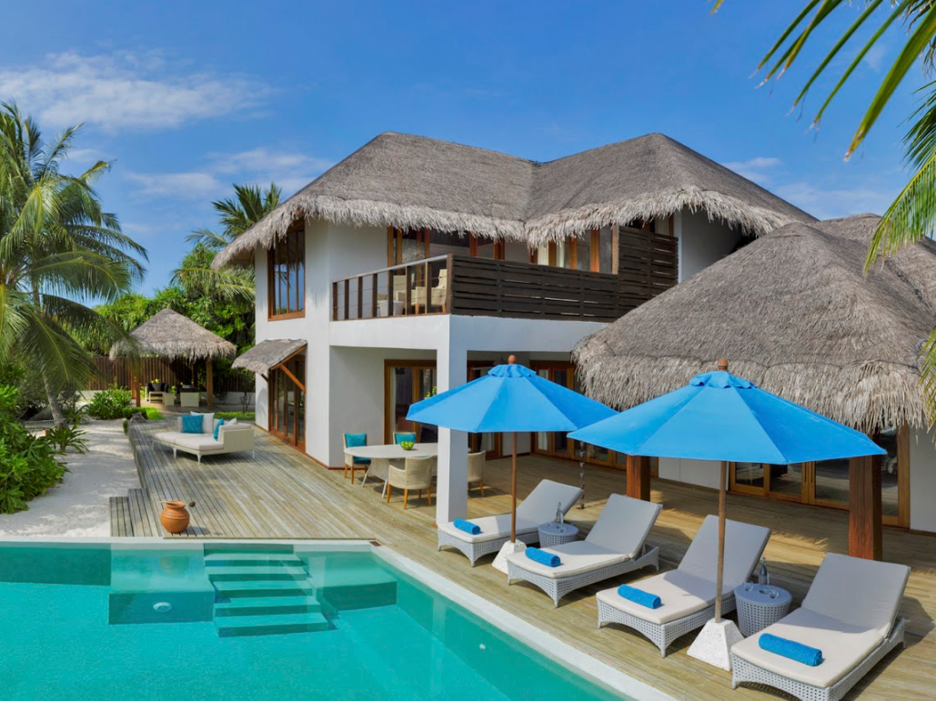 Three Bedroom Beach Pool Residence