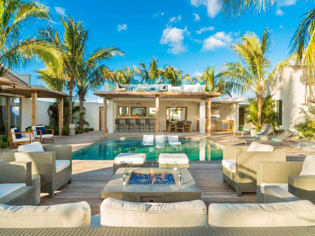 Dream Estate Ten Bedroom Oceanfront Villa with Private Pool