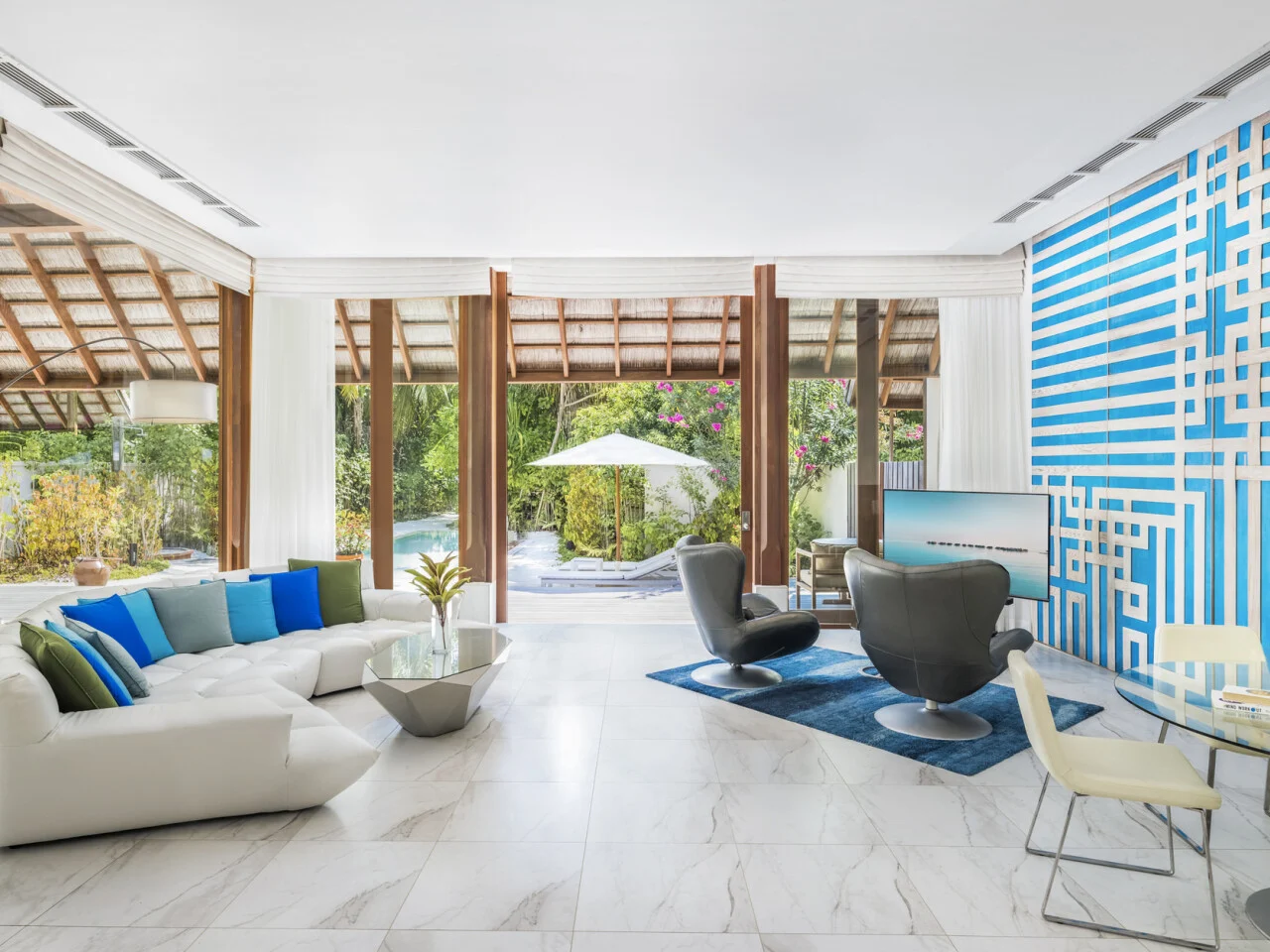 Three Bedroom Beach Suite with Pool