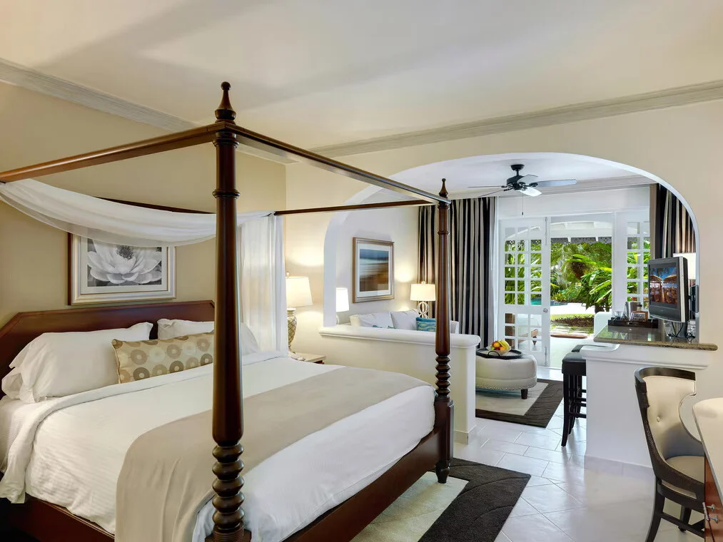 Pool Garden View Junior Suite