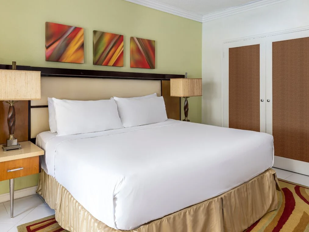 Pool Garden View Room Guest room