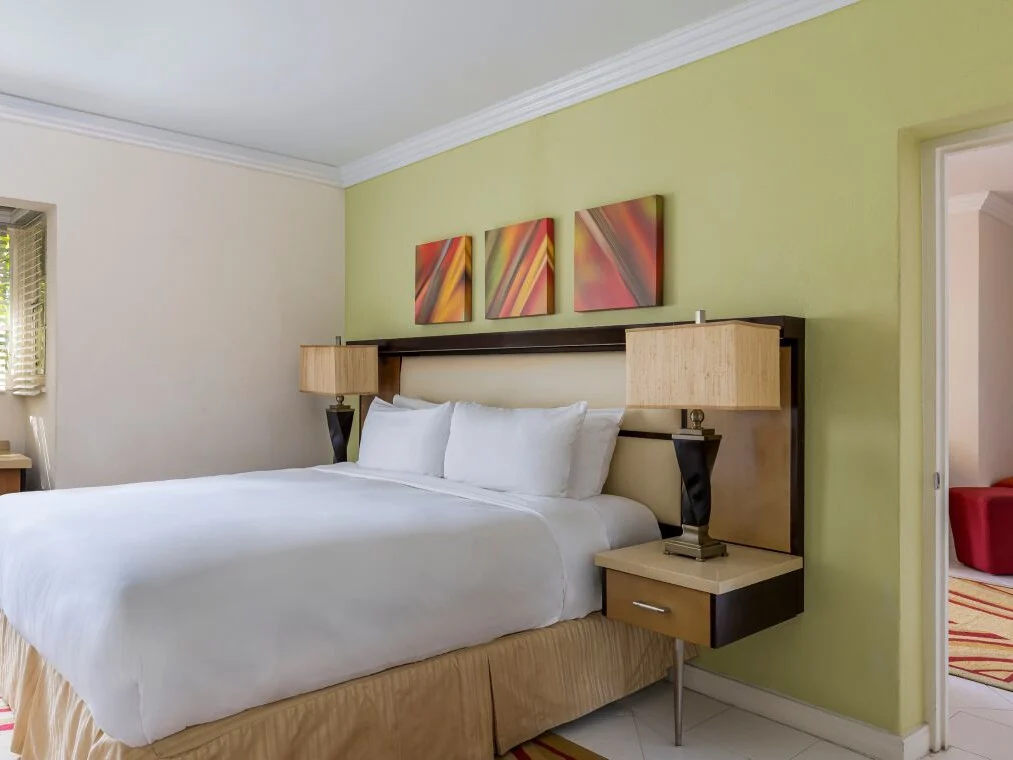 1 Bedroom Ste Pool Suite