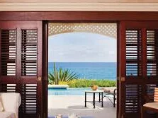 1 Bedroom Contemporary Suite with Deluxe Pool