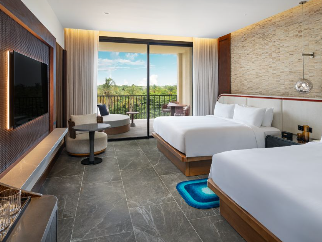 Premier Guest Room 2 King Tropical View