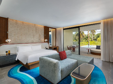 Premier Deluxe Guest Room, 1 King, Private Pool