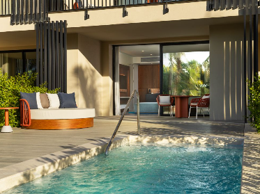 Premier Deluxe Guest Room, 2 King, Private Pool