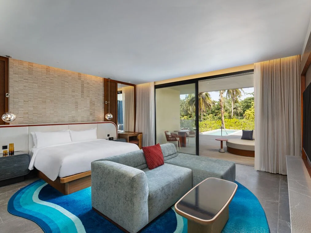 Supreme Suite 1 King Private Pool